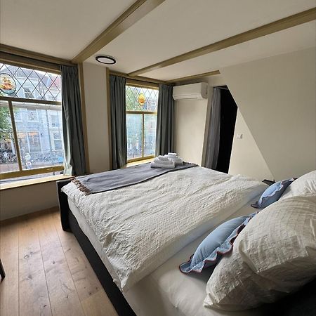 The Hazel House Haarlem Buitenkant foto