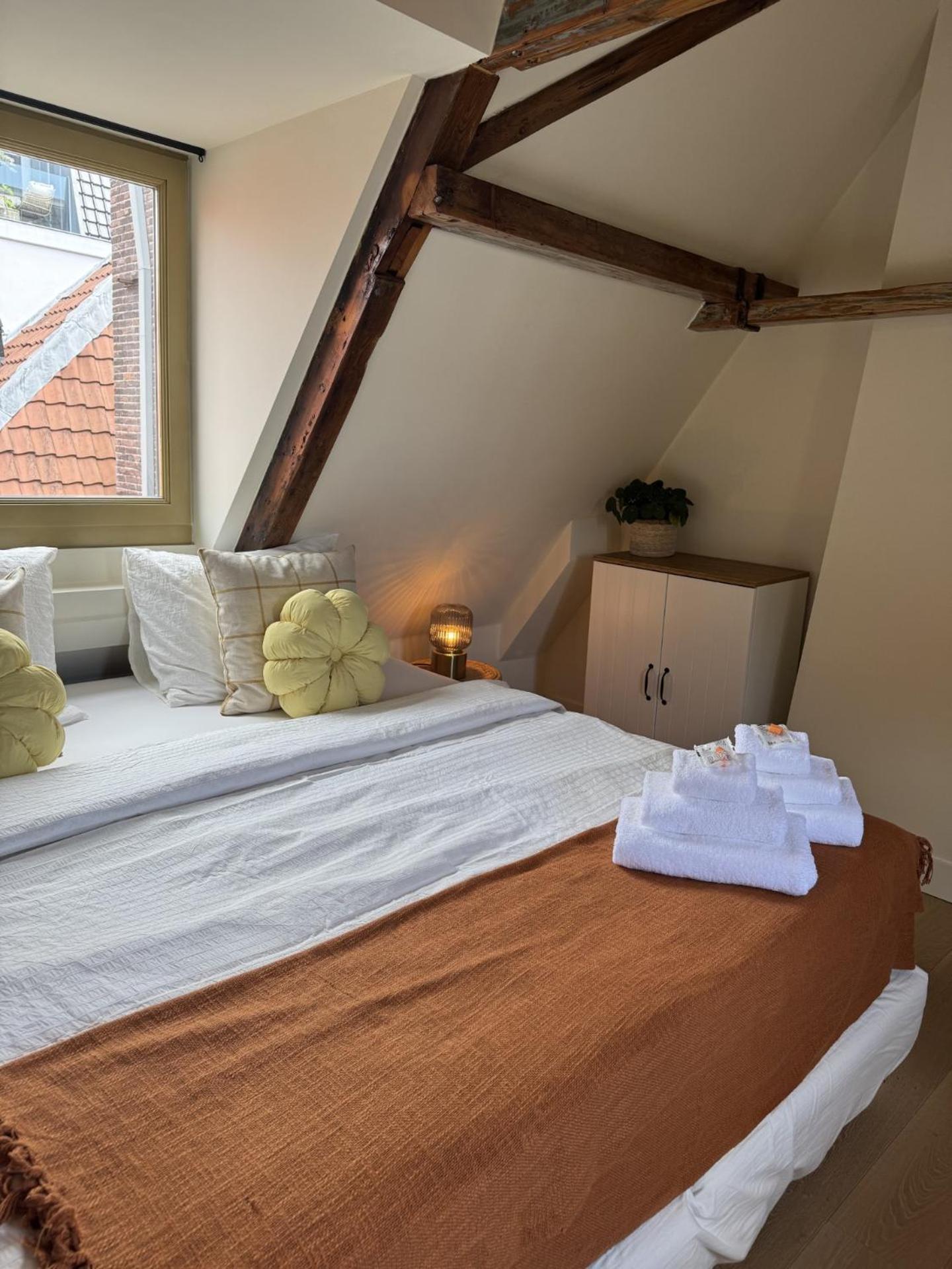 The Hazel House Haarlem Buitenkant foto